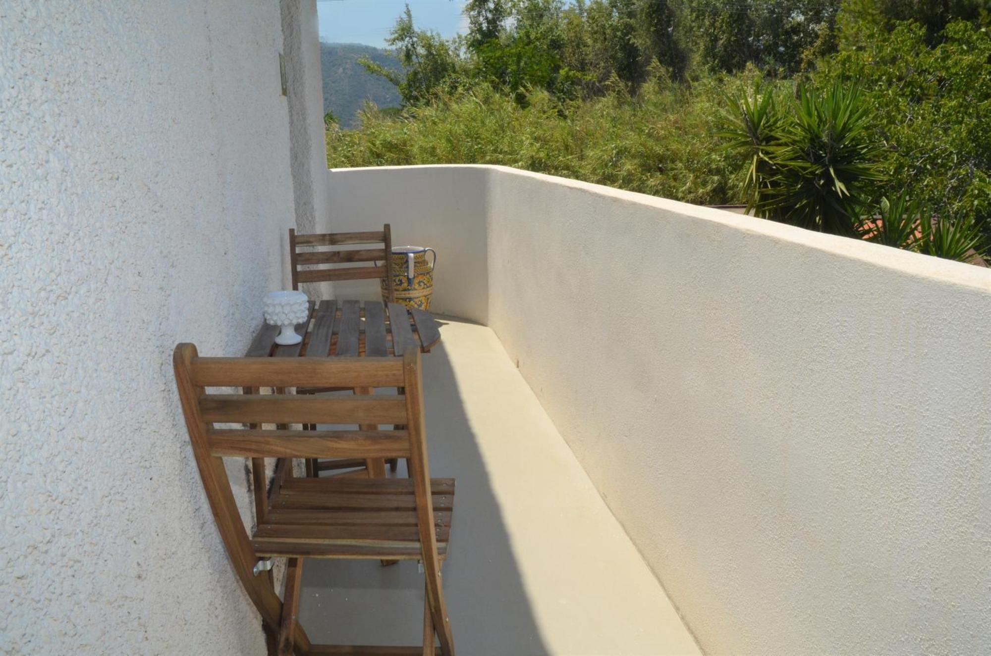 Appartamenti La Baia Del Rais Falcone Room photo